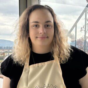 Meet your Posher, Donna Jean (D.J.)